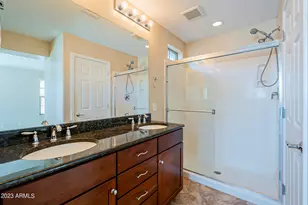 3651 E Zachary Dr, Phoenix, AZ 85050 - Photo 12