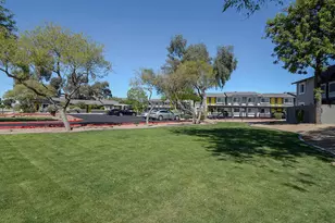 17805 N 40th St, Phoenix, AZ 85032 - Photo 2