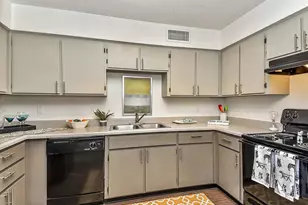 17805 N 40th St, Phoenix, AZ 85032 - Photo 6