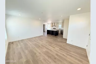 3165 W Colusa Drive, Eloy, AZ 85131 - Photo 4