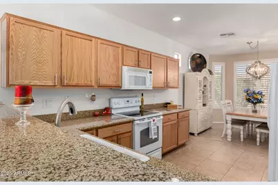 42310 W Fountainhead Street, Maricopa, AZ 85138 - Photo 8