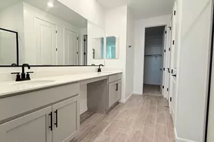 2487 E Rolling Prairie Ln, San Tan Valley, AZ 85140 - Photo 16