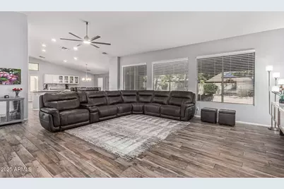 20855 N 88th Lane, Peoria, AZ 85382 - Photo 6