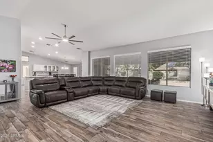 20855 N 88th Ln, Peoria, AZ 85382 - Photo 6