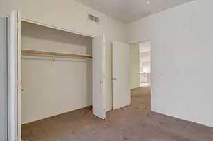 8800 N 107th Ave, Peoria, AZ 85345 - Photo 16