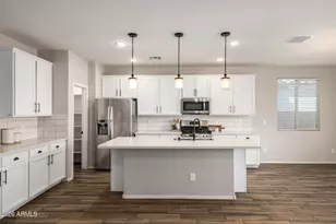 7039 N 84th Ave, Glendale, AZ 85305 - Photo 2