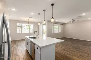 7039 N 84th Ave, Glendale, AZ 85305 - Photo 6