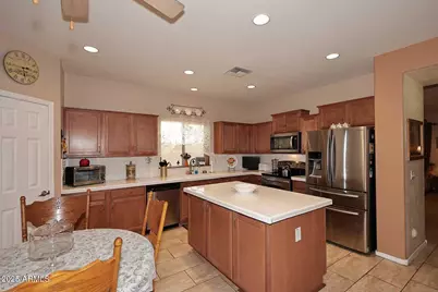 19308 W Jefferson Street, Buckeye, AZ 85326 - Photo 10