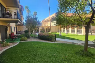 10330 W Thunderbird Blvd, Sun City, AZ 85351 - Photo 2