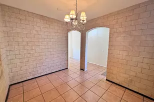 4686 E Meadow Creek Way, San Tan Valley, AZ 85140 - Photo 4