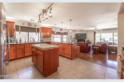 20143 N 92nd Avenue, Peoria, AZ 85382 - Photo 18