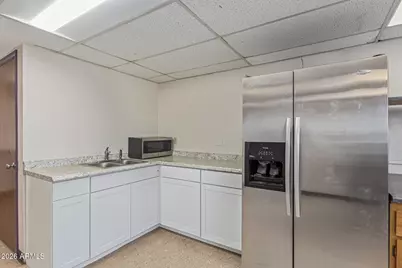 8545 N Black Canyon Highway, Phoenix, AZ 85021 - Photo 8