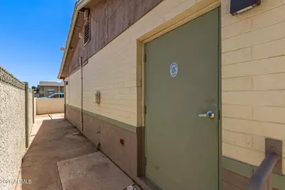 8545 N Black Canyon Highway, Phoenix, AZ 85021 - Photo 28