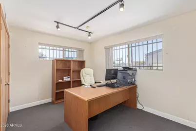 8545 N Black Canyon Highway, Phoenix, AZ 85021 - Photo 6