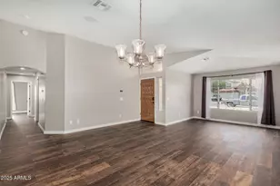 3451 E Utopia Road E, Phoenix, AZ 85050 - Photo 6