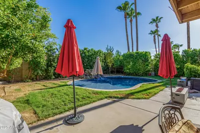 3451 E Utopia Road E, Phoenix, AZ 85050 - Photo 18