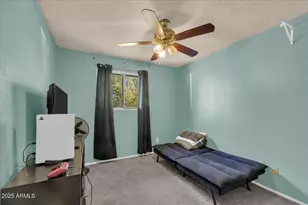 6516 W Cheery Lynn Rd, Phoenix, AZ 85033 - Photo 10