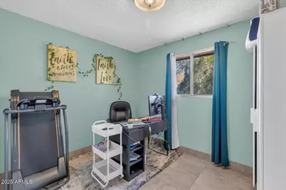 6516 W Cheery Lynn Road, Phoenix, AZ 85033 - Photo 8