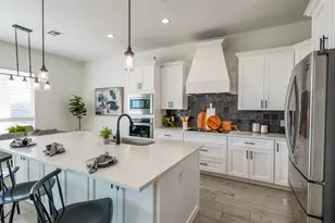 28143 N QUINTANA Pl, San Tan Valley, AZ 85144 - Photo 2