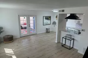 5203 N 42nd Dr, Phoenix, AZ 85019 - Photo 12