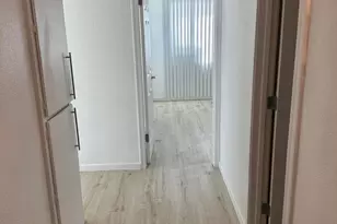 5203 N 42nd Dr, Phoenix, AZ 85019 - Photo 20