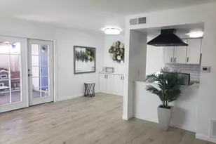 5203 N 42nd Dr, Phoenix, AZ 85019 - Photo 1