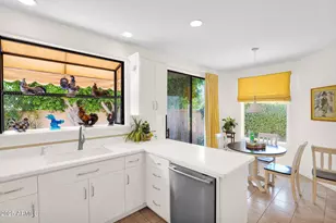 10068 E Cinnabar Ave, Scottsdale, AZ 85258 - Photo 16