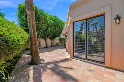 10068 E Cinnabar Avenue, Scottsdale, AZ 85258 - Photo 28