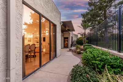 2737 E Arizona Biltmore Circle #4, Phoenix, AZ 85016 - Photo 22