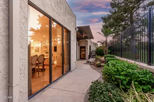 2737 E Arizona Biltmore Circle, Phoenix, AZ 85016 - Photo 22