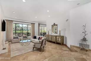 2737 E Arizona Biltmore Circle, Phoenix, AZ 85016 - Photo 8