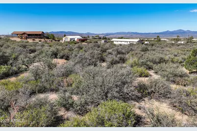 7995 W Farringdon Lane #377, Kirkland, AZ 86332 - Photo 2