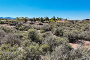 7995 W Farringdon Ln, Kirkland, AZ 86332 - Photo 1