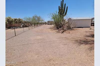 25712 W Steinbeck Drive, Morristown, AZ 85342 - Photo 24