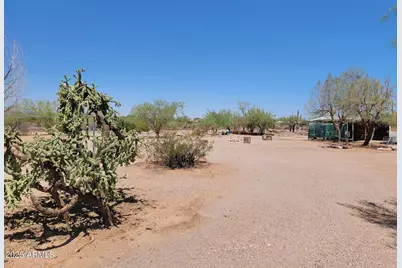 25712 W Steinbeck Drive, Morristown, AZ 85342 - Photo 22