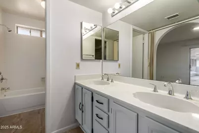 5809 W Yucca Street, Glendale, AZ 85304 - Photo 18