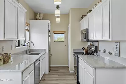 13818 N Saguaro Boulevard #201, Fountain Hills, AZ 85268 - Photo 10