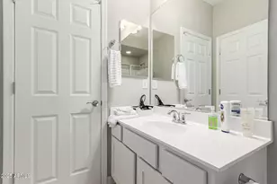 8865 W Palo Verde Dr, Glendale, AZ 85305 - Photo 26