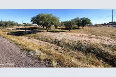 3235 W Toluca Drive #21, Eloy, AZ 85131 - Photo 2