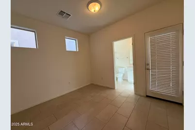 7307 S 17th Drive, Phoenix, AZ 85041 - Photo 16