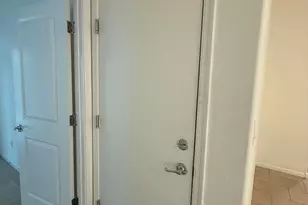 7307 S 17th Dr, Phoenix, AZ 85041 - Photo 20