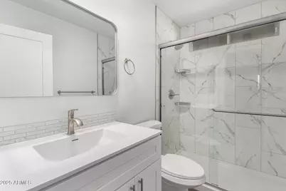 10166 W Cinnebar Avenue, Sun City, AZ 85351 - Photo 12