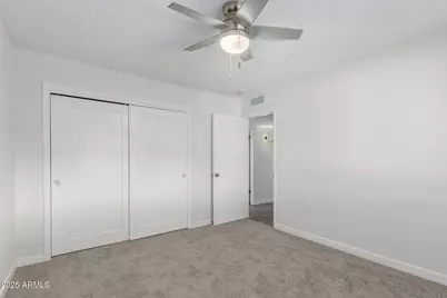 10166 W Cinnebar Avenue, Sun City, AZ 85351 - Photo 14