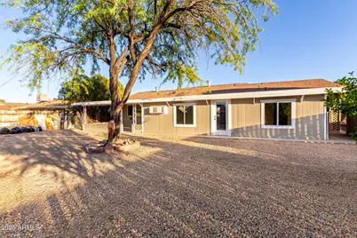 10166 W Cinnebar Avenue, Sun City, AZ 85351 - Photo 30