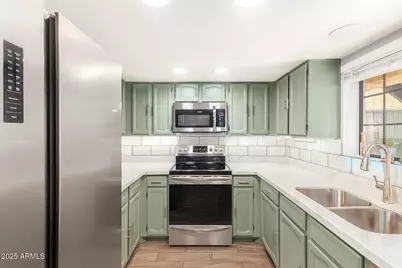 8214 N 21st Drive #A104, Phoenix, AZ 85021 - Photo 1