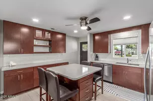 7727 E 4th St, Scottsdale, AZ 85251 - Photo 8