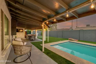 8247 E Devonshire Avenue, Scottsdale, AZ 85251 - Photo 24