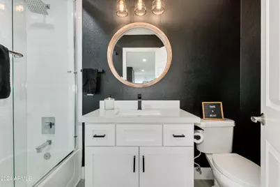 8247 E Devonshire Avenue, Scottsdale, AZ 85251 - Photo 10