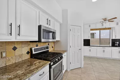 6843 S 26th Street, Phoenix, AZ 85042 - Photo 18