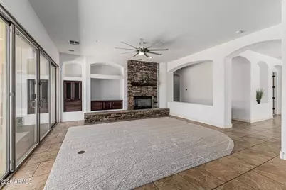 18135 W Willow Drive W, Goodyear, AZ 85338 - Photo 12